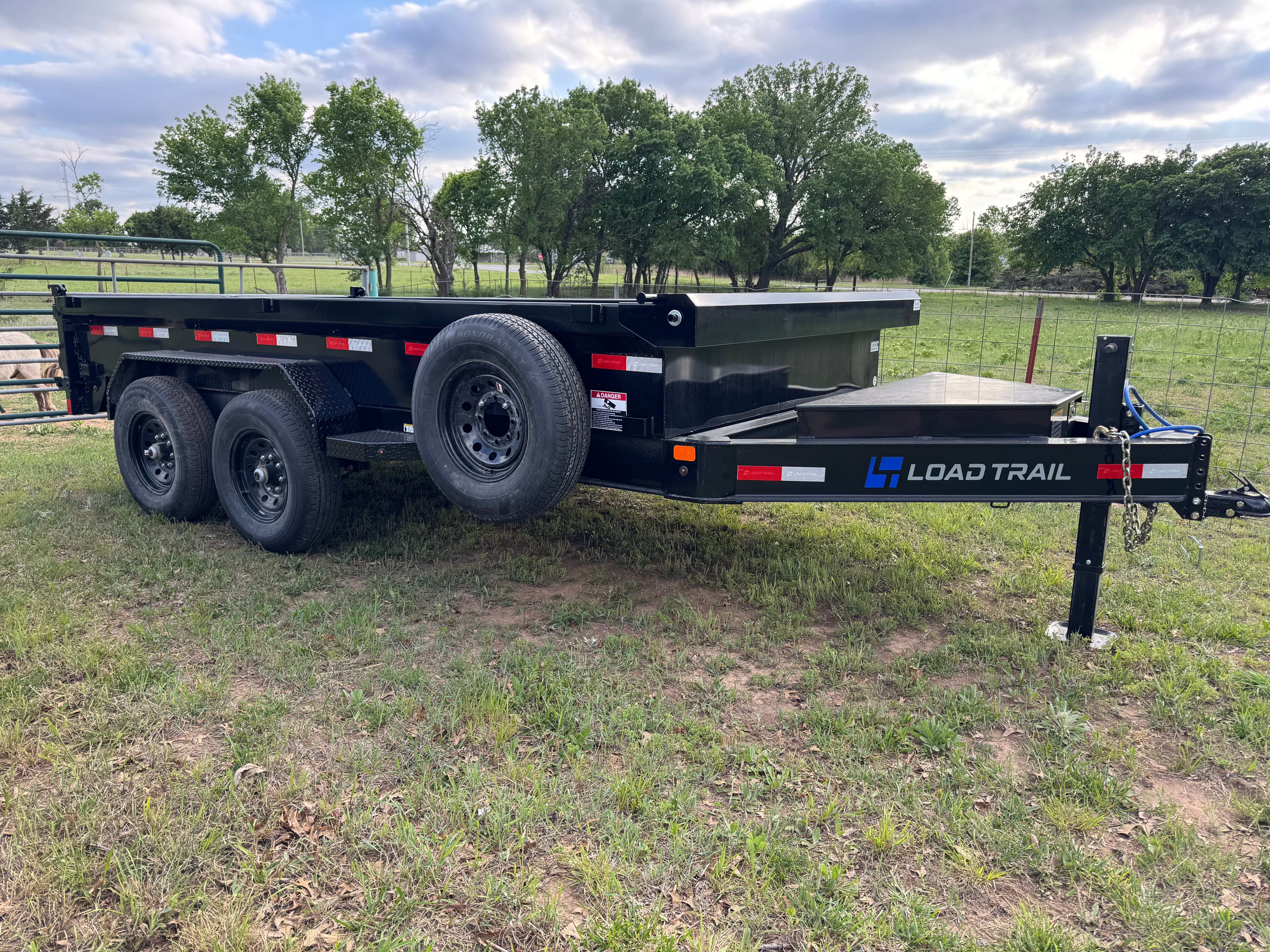 Heavy-Duty Hauling for rent in Mulvane, Kansas - TL Trailer Rentals